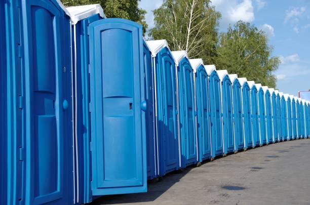 Portable Toilet Options We Offer in Warren Park, IN
